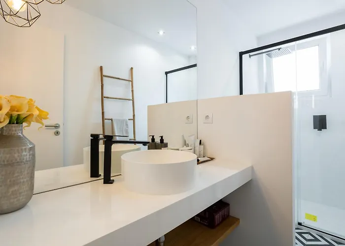 Mhouse Lease Cascais Walk To Beach And Center Apartman Cascais